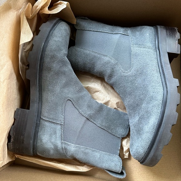 The Wyckoff Chelsea Lugsole Boot - Picture 4 of 6